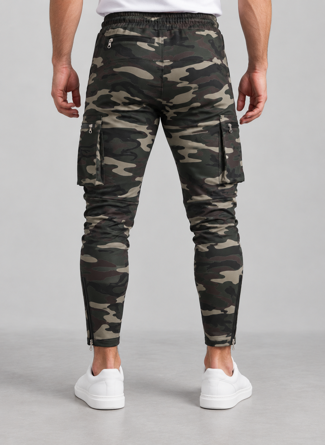 Men’s Cargo Trousers With Zipped Ankles