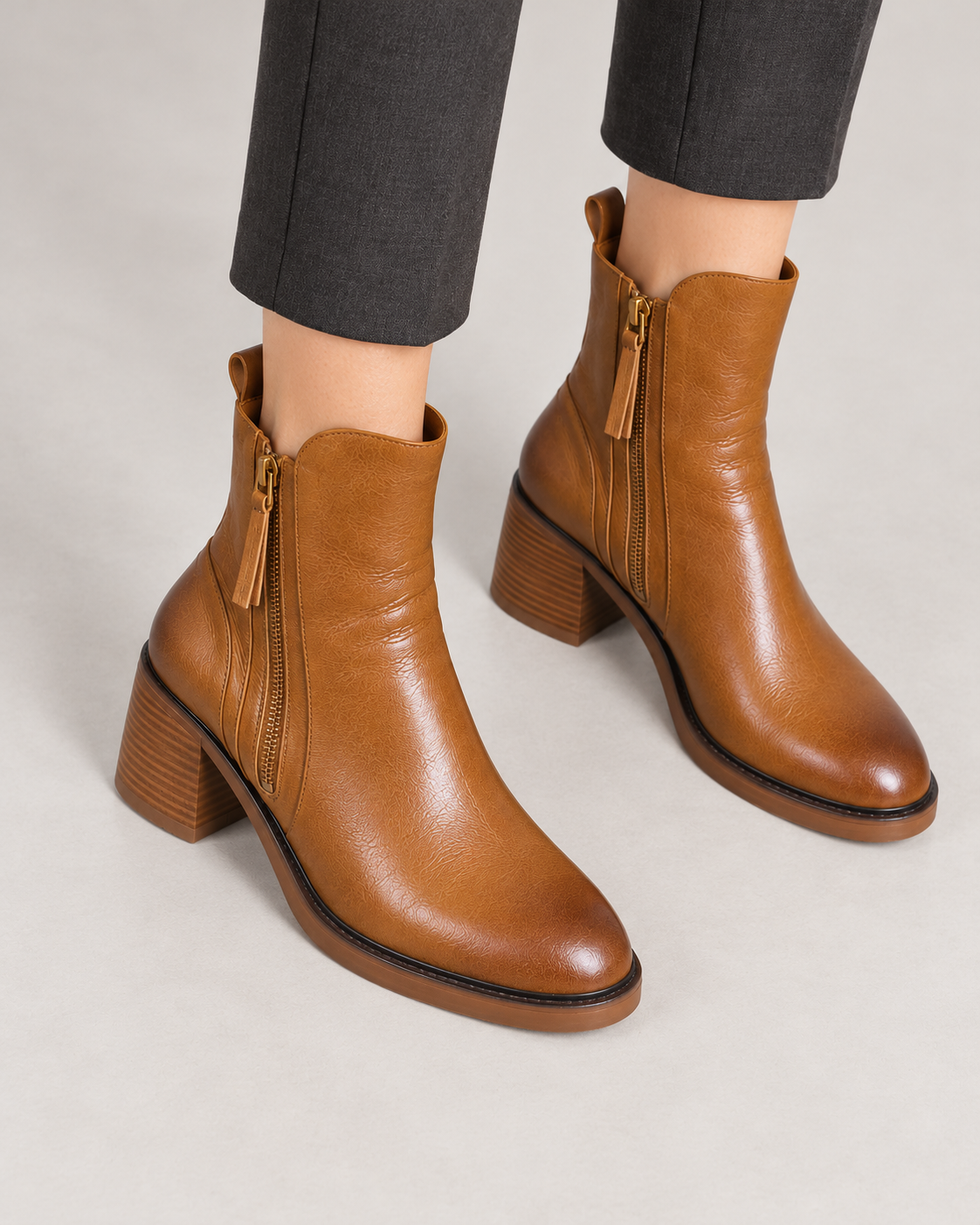 Women’s Ankle Boots With Leather Uppers