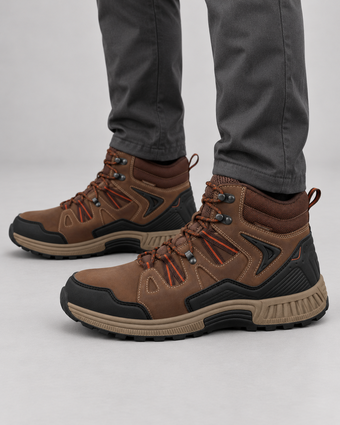Men’s Walking Boots With Waterproof Leather Uppers