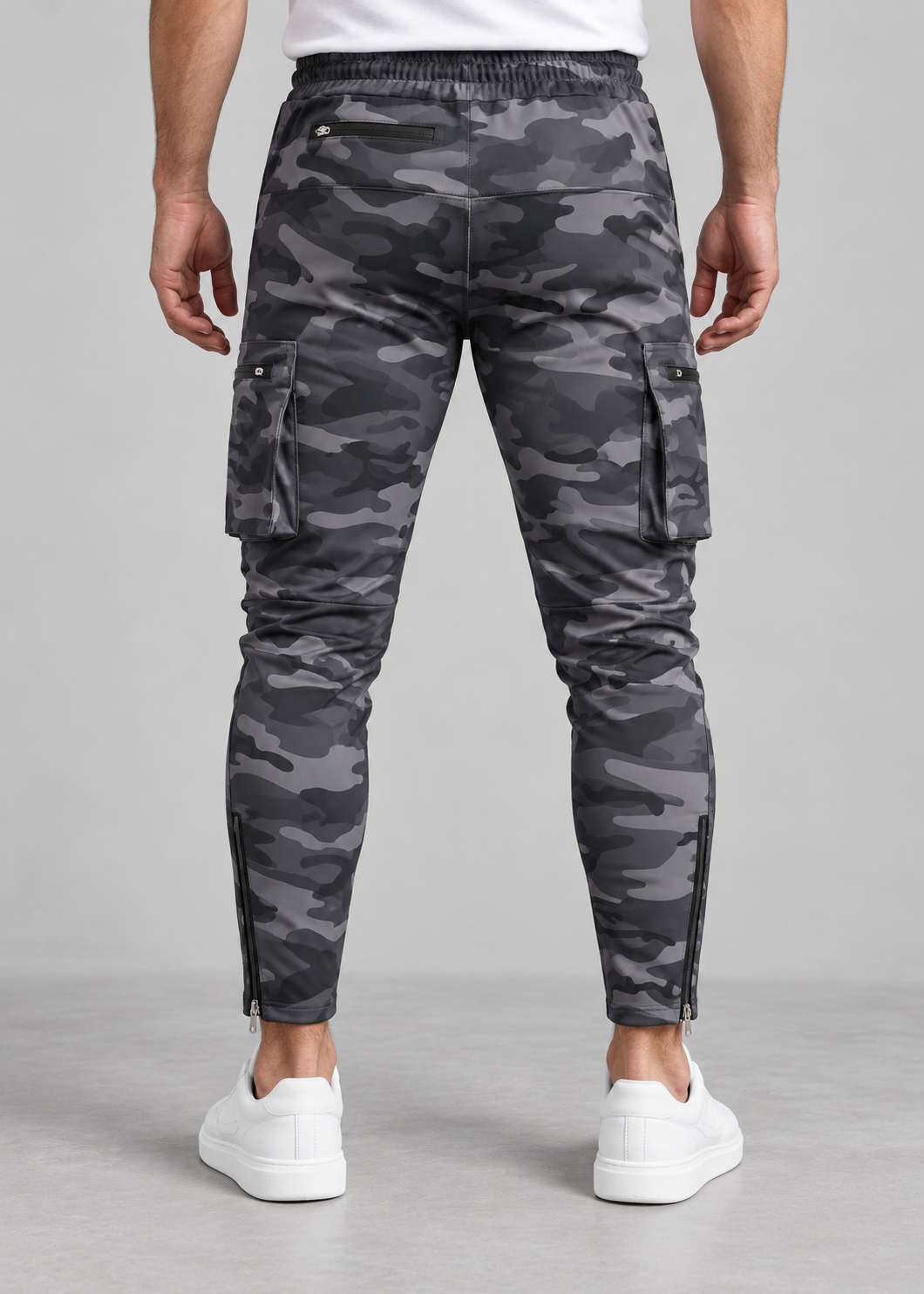 Men’s Cargo Trousers With Zipped Ankles
