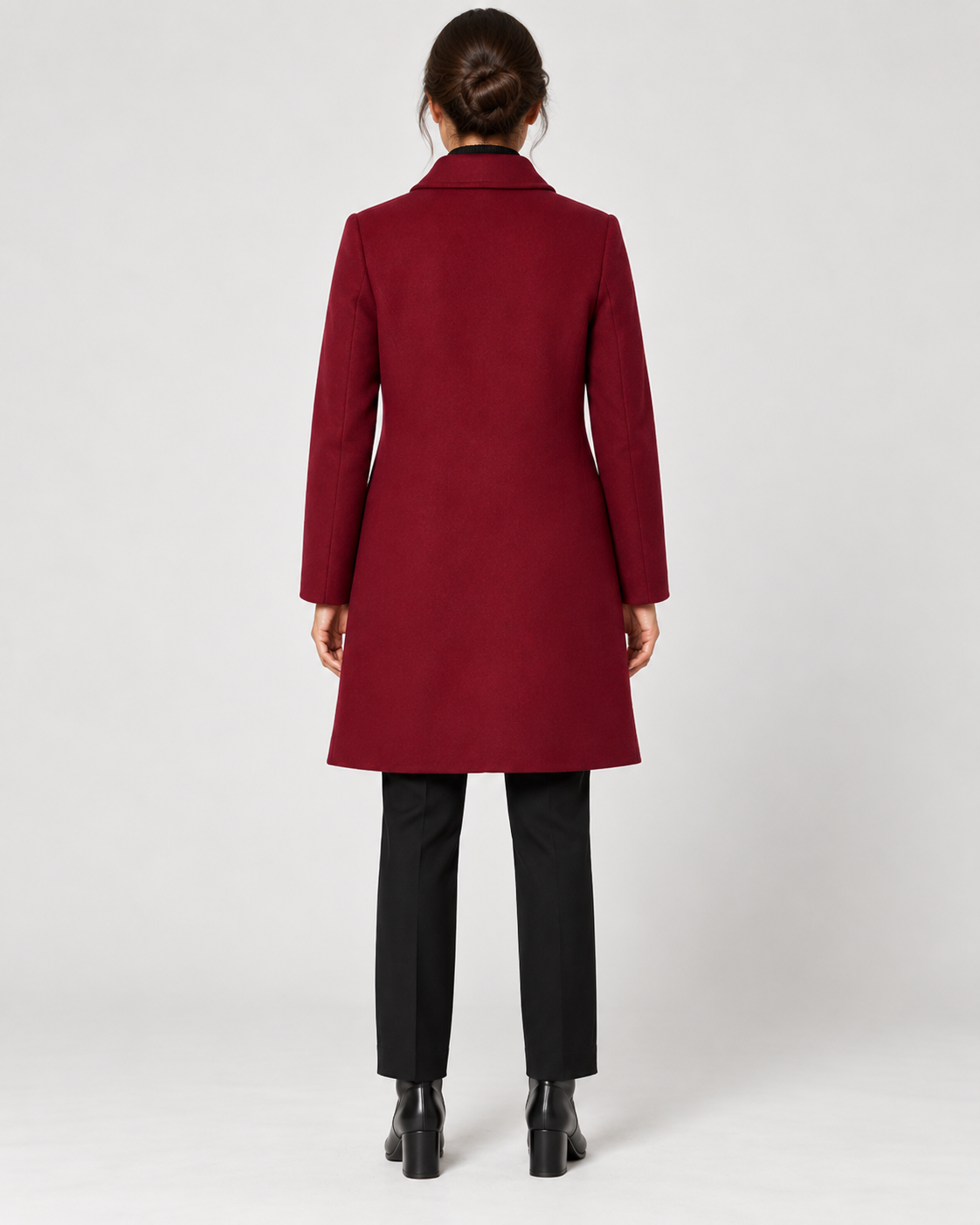 Women's Single-Breasted Coat – Classic Collar & Patch Pockets