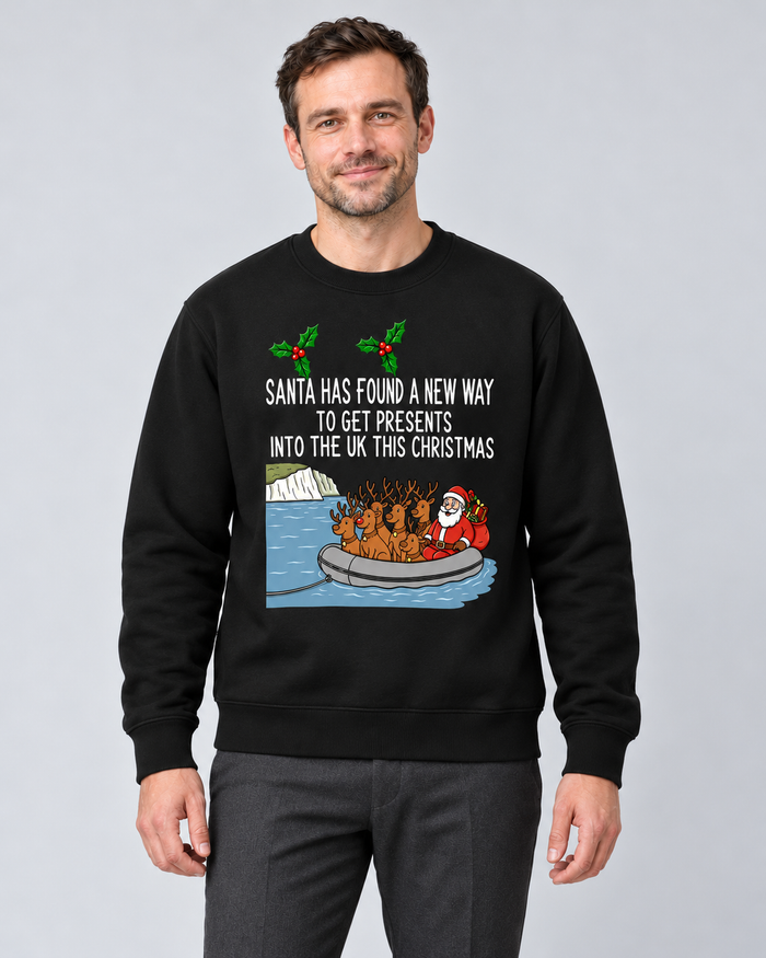 Men’s Christmas Jumper With Santa Boat Graphic