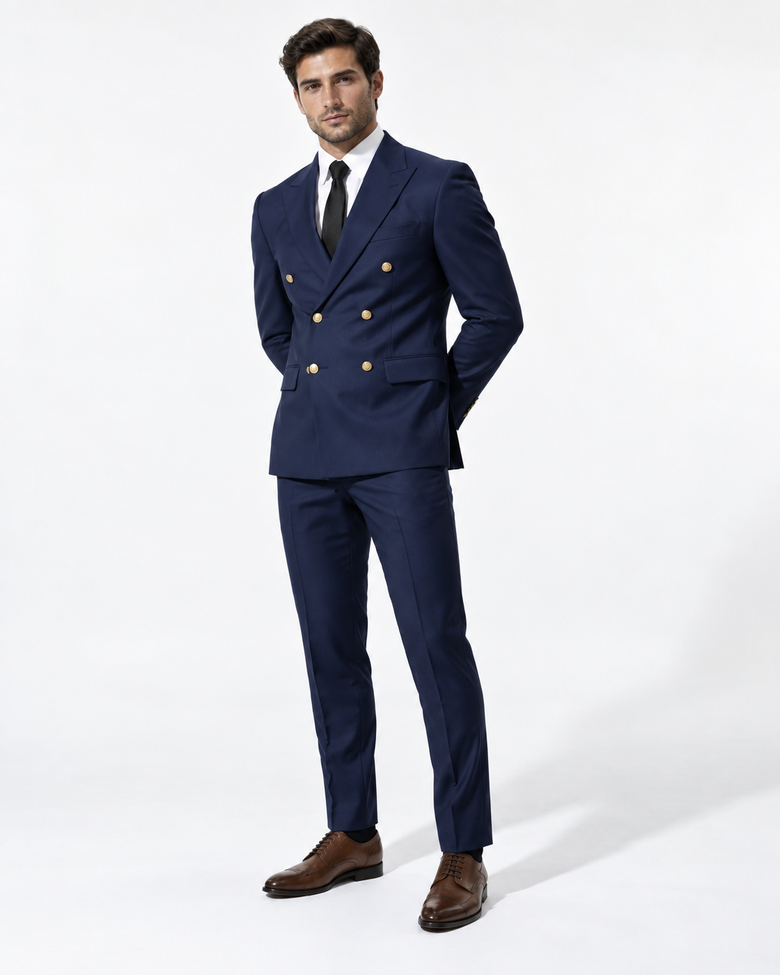 Men's Double-Breasted Slim-Fit Two-Piece Suit with Peaked Lapels