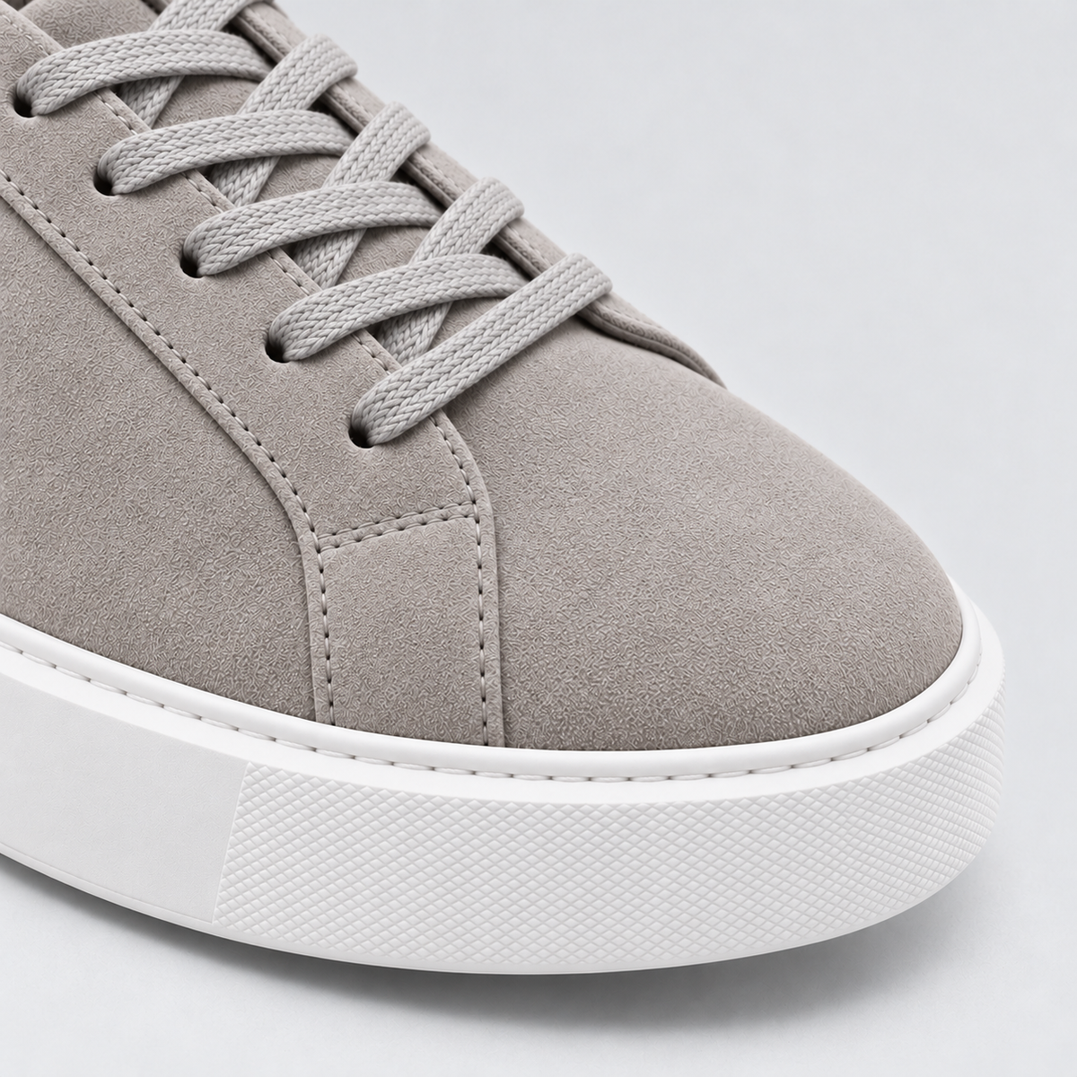 Men's Suede-Look Low-Top Trainers – Lace-Up Style