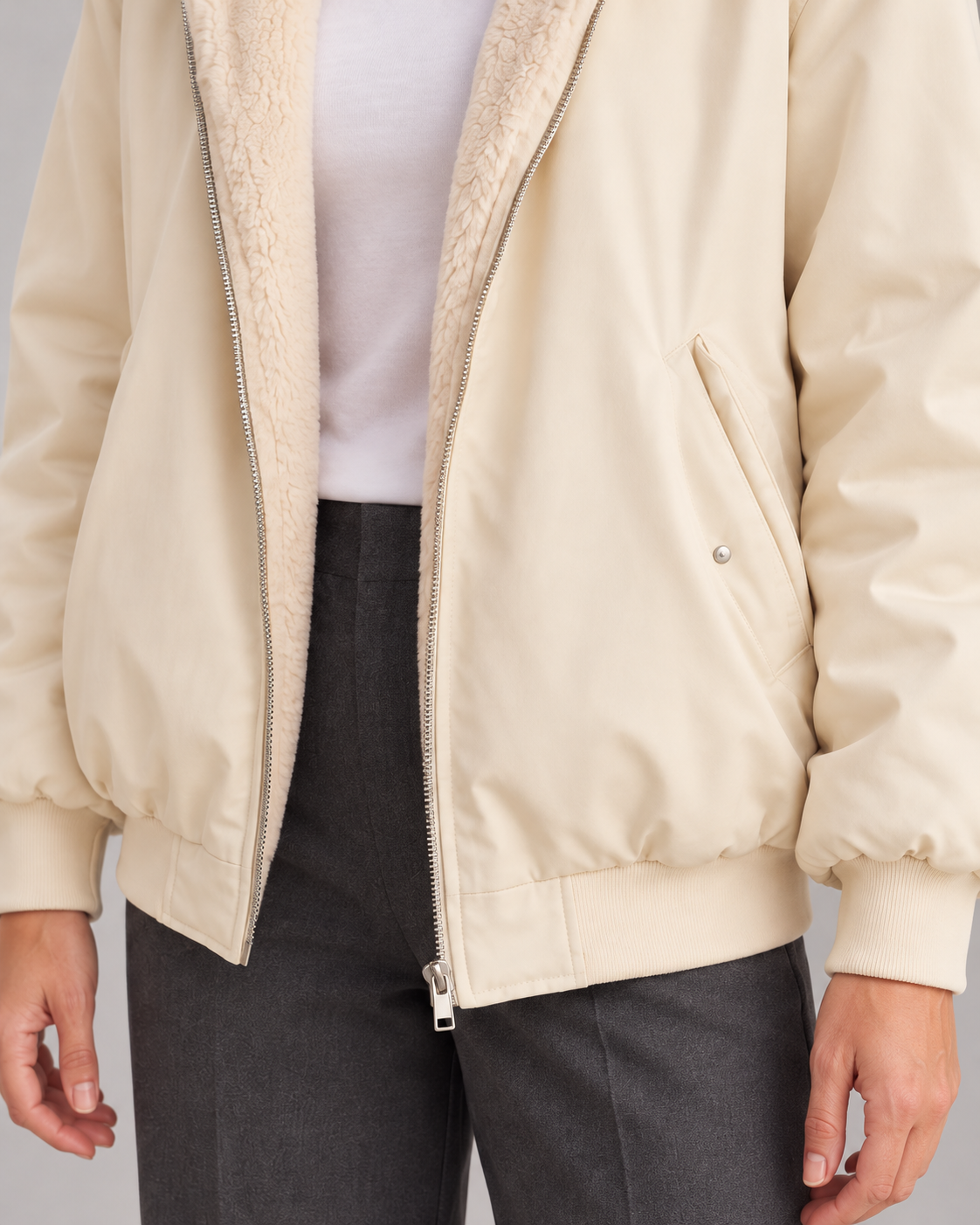 Women’s Jacket With Hood And Soft Lining