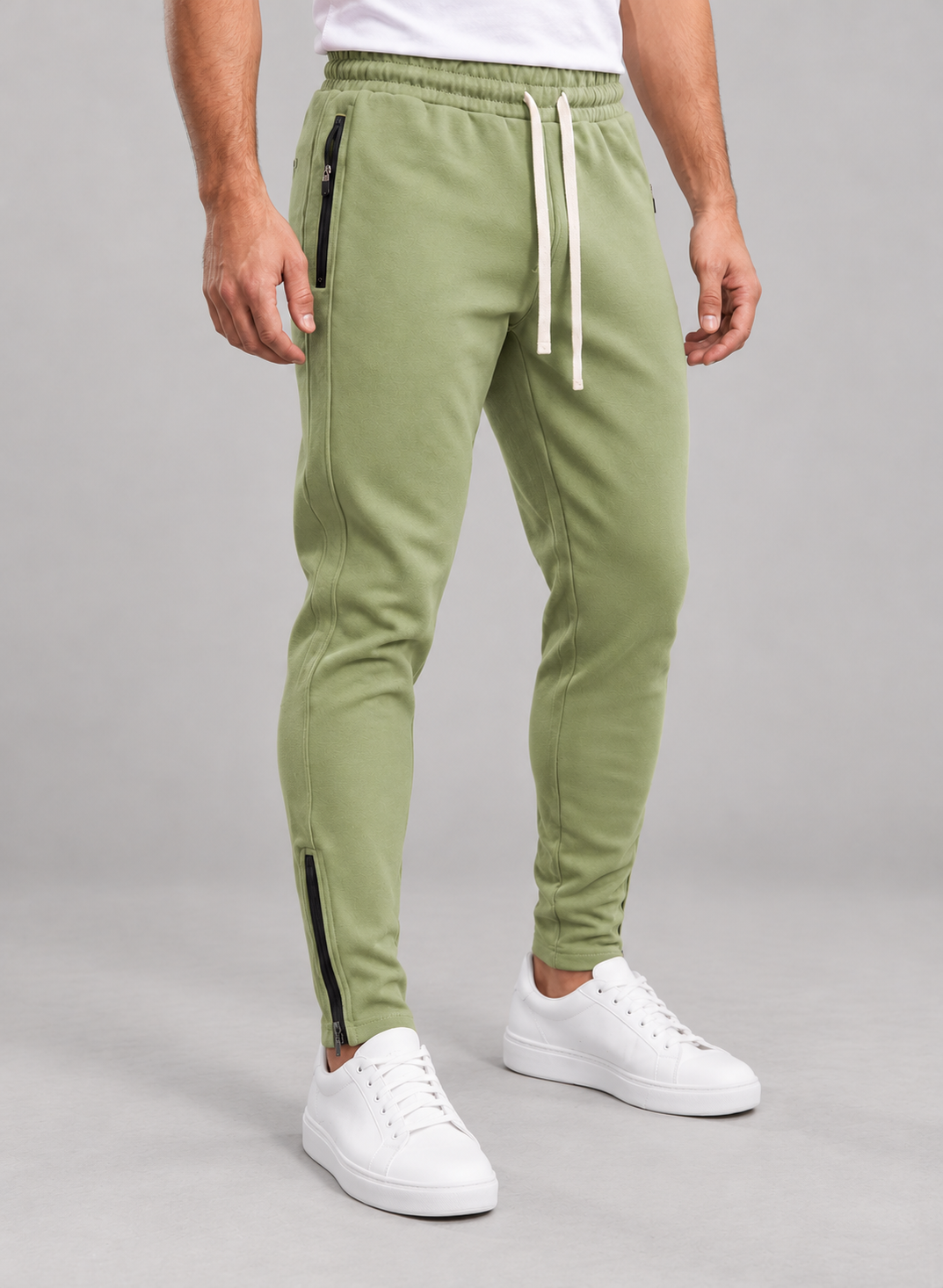 Men’s Joggers With Pintucks And Zip Hems