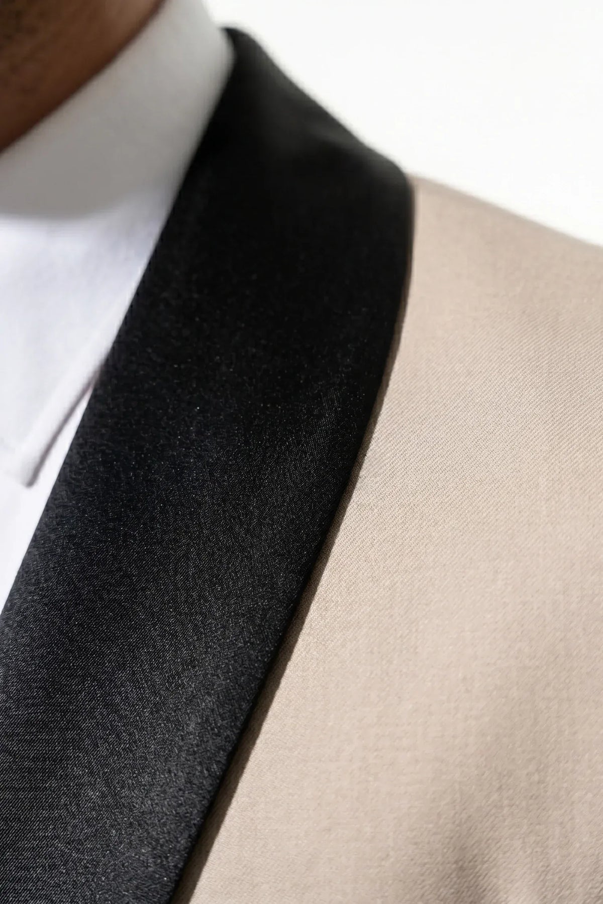 Men's Three-Piece Suit – Modern Slim-Fit Blazer, Waistcoat & Trousers