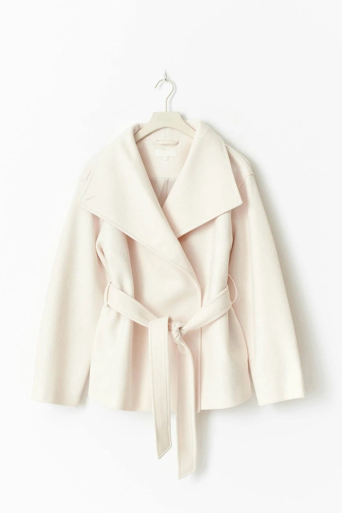 Women's Short Belted Wrap Coat – Oversized Collar