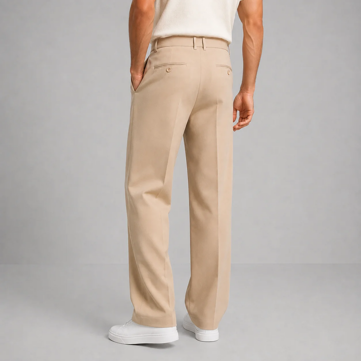 Men's Tailored Straight-Leg Pleated Trousers