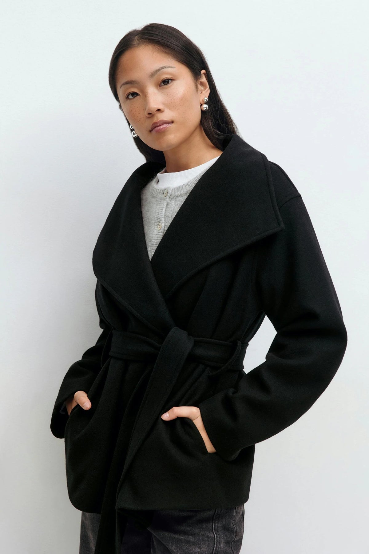 Women's Short Belted Wrap Coat – Oversized Collar