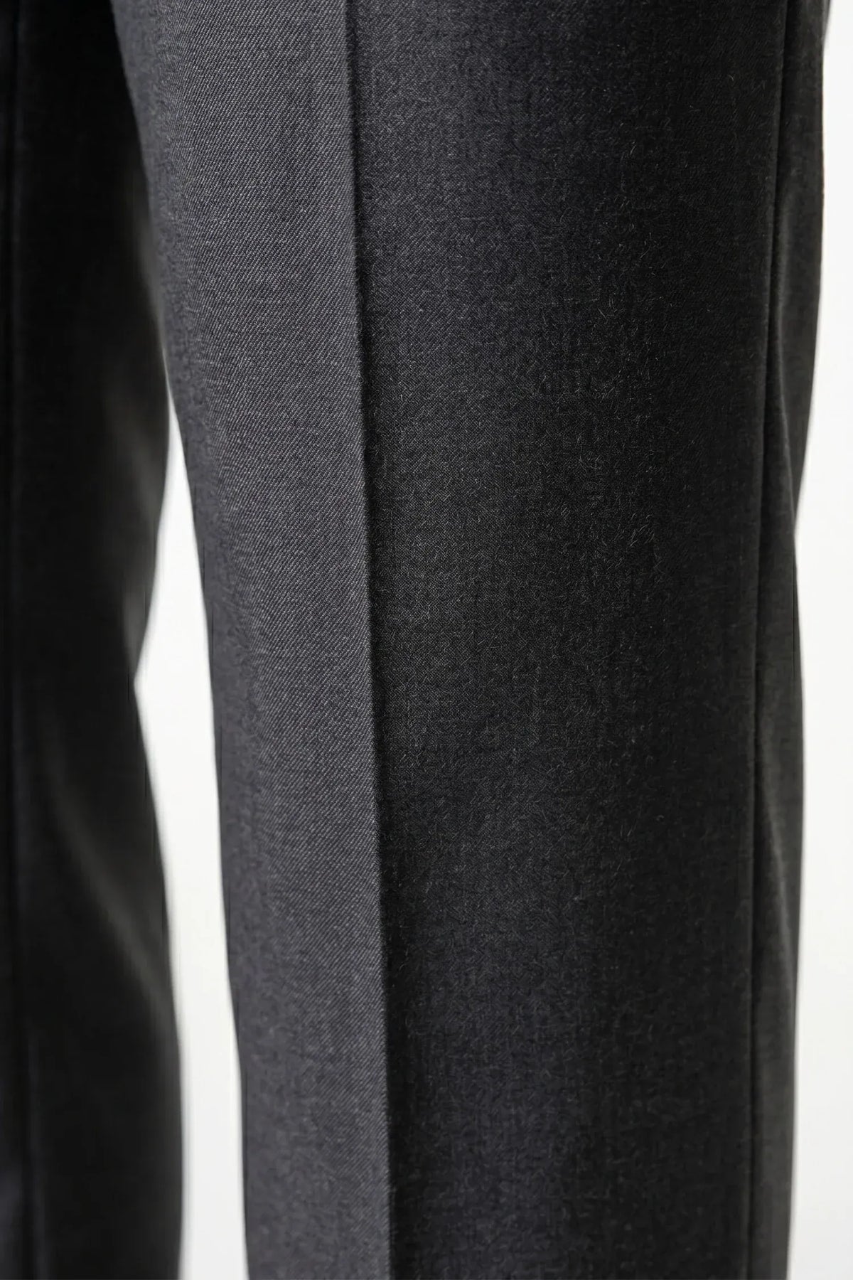 Men's Three-Piece Suit – Modern Slim-Fit Blazer, Waistcoat & Trousers
