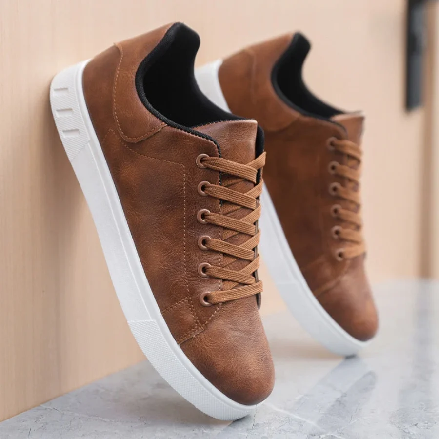 Men's Leather Lace-Up Trainers